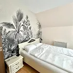 Apartment Golden Hermes *