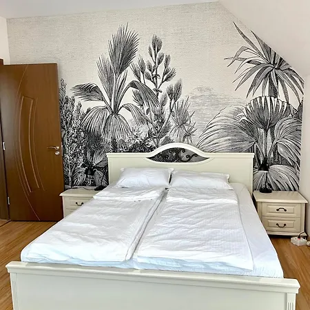 Golden Hermes Appartement