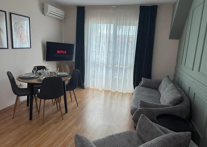 Golden Hermes * 阳光海滩